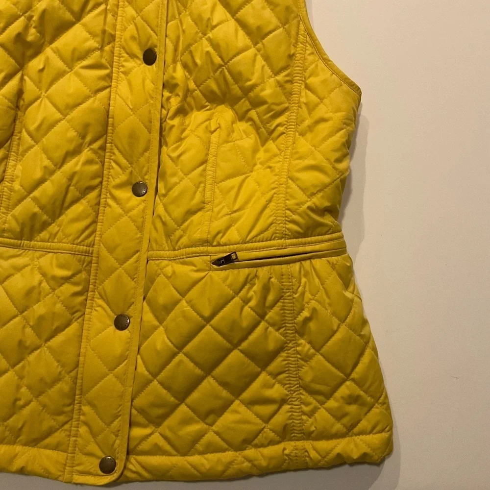 Talbots Quilted Vest Sz M Yellow Fleece Lined Outerwear Equestrian Old Money